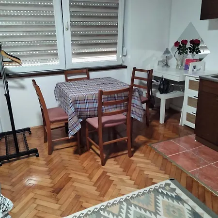Ignjatovic * Ni